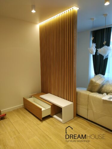 Декоративная перегородка с тумбой для ТВ