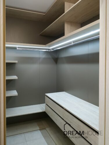 Компактная гардеробная